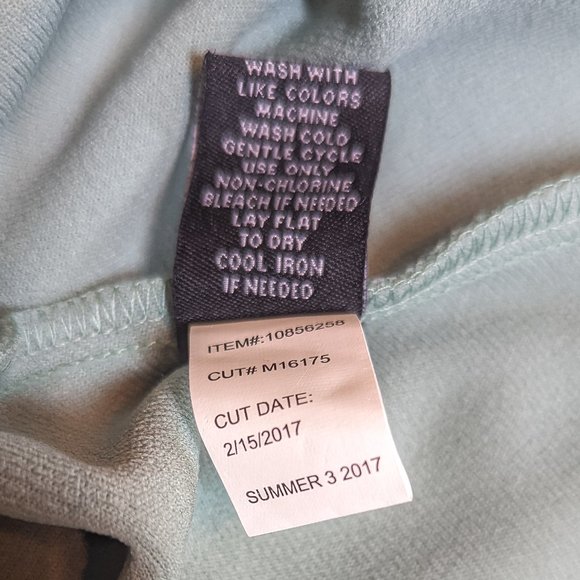 ~*NWT Torrid Sage Green Textured Crossfront Skater Dress - Size 2X - Picture 11 of 13